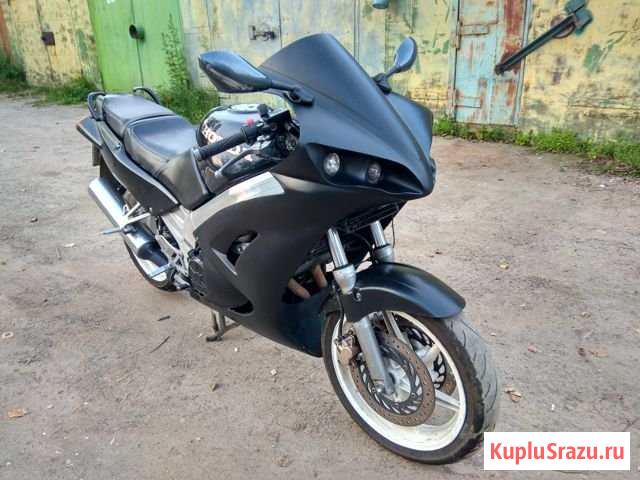 Мотоцикл Honda VFR 750F Хабаровск - изображение 1