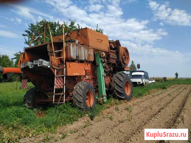 Зерноуборочный комбайн Мариинский Посад - изображение 1