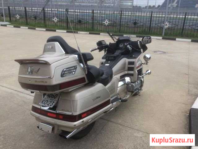 Gold Wing 1500 Сочи - изображение 1