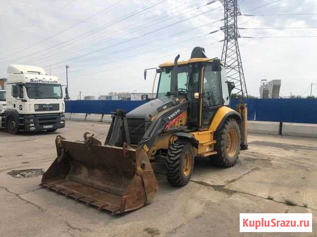 Экскаватор-погрузчик Volvo BL61B год 2012 Москва - изображение 1