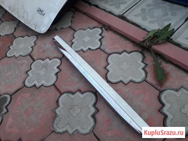 Молдинг крышки багажника Toyota Fielder 141 кузов Карасук - изображение 1