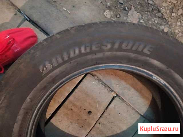 Коплект летних шин r17 225/65 bridgestone Усолье-Сибирское - изображение 1
