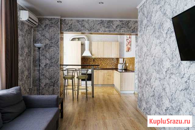 2-комнатная квартира, 68 м², 1/4 эт. в аренду посуточно в Оренбурге Оренбург - изображение 1