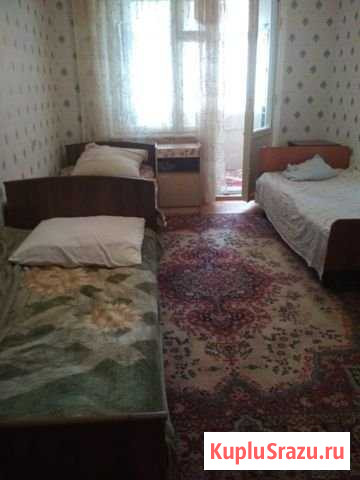 Комната 18 м² в 4-ком. кв., 1/5 эт. в аренду на длительный срок в Махачкале Махачкала - изображение 1