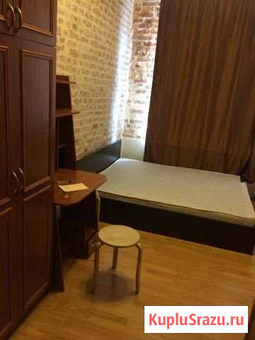 Комната 10 м² в > 9-ком. кв., 2/3 эт. в аренду посуточно в Санкт-Петербурге Санкт-Петербург - изображение 1