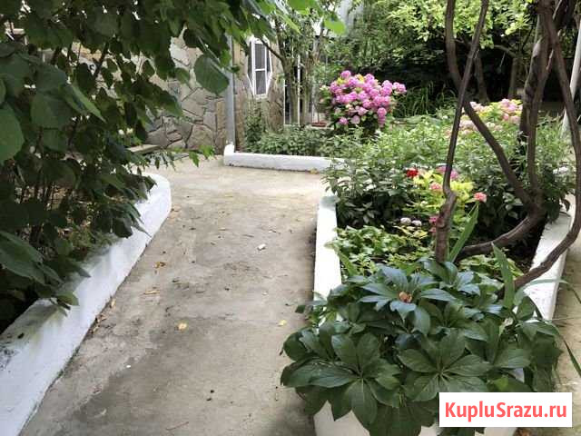 Комната 12 м² в 9-ком. кв., 1/3 эт. в аренду посуточно в Архипо-Осиповке Архипо-Осиповка - изображение 1