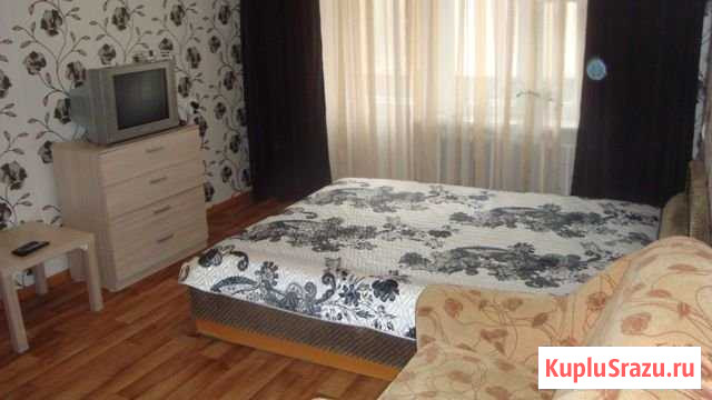 2-комнатная квартира, 52 м², 3/5 эт. в аренду посуточно в Боровичах Боровичи - изображение 1