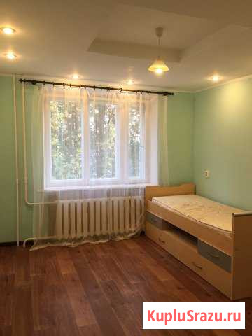 Комната 16 м² в 8-ком. кв., 3/9 эт. в аренду на длительный срок в Волгограде Волгоград - изображение 1