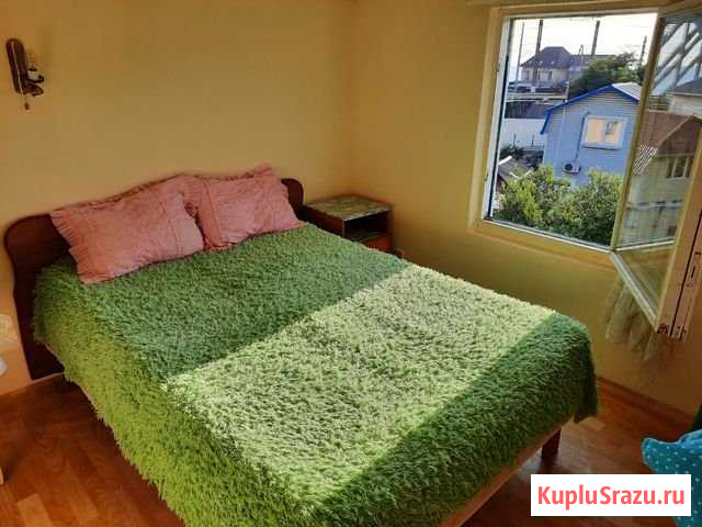 Комната 15 м² в 5-ком. кв., 2/3 эт. в аренду посуточно в Сочи Сочи - изображение 1
