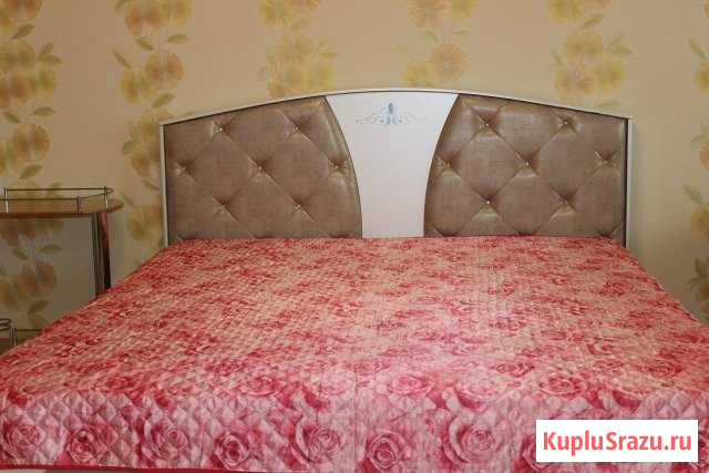 1-комнатная квартира, 40 м², 10/15 эт. в аренду посуточно в Кирове Киров - изображение 1