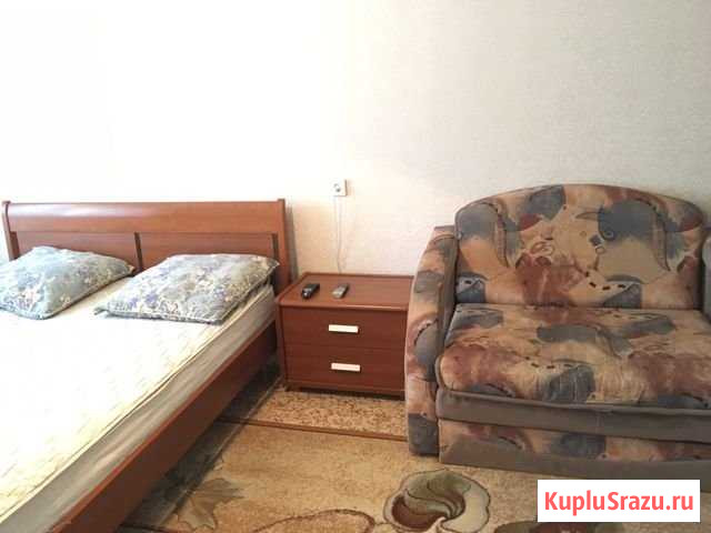 1-комнатная квартира, 41 м², 7/10 эт. в аренду посуточно в Железногорске Курской области Железногорск - изображение 1