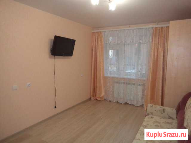 1-комнатная квартира, 34 м², 3/9 эт. в аренду посуточно в Кирове Киров - изображение 1