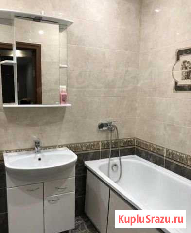 1-комнатная квартира, 52 м², 15/24 эт. в аренду посуточно в Сургуте Ханты-Мансийского АО Сургут - изображение 1