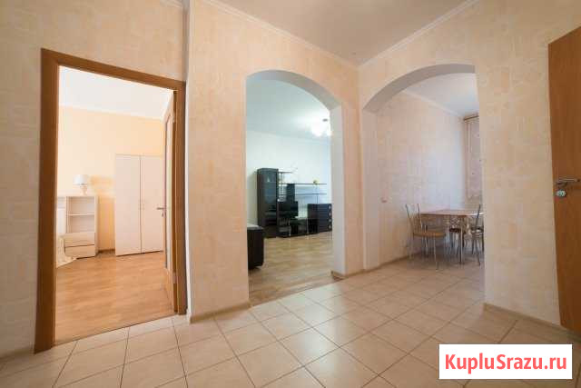 2-комнатная квартира, 79 м², 4/9 эт. в аренду посуточно в Астрахани Астрахань - изображение 1