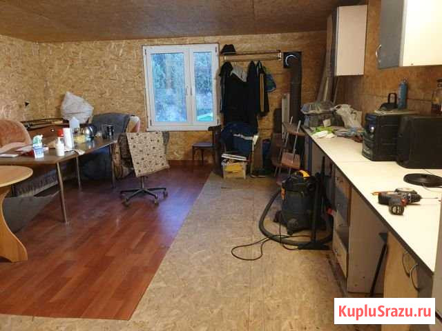 Гараж >30 м² на продажу в Коле Кола - изображение 1