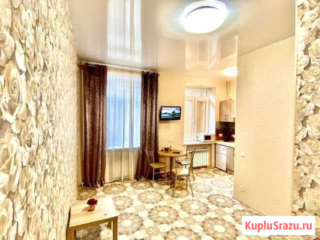 1-комнатная квартира, 30 м², 1/5 эт. в аренду посуточно в Саратове Саратов - изображение 1