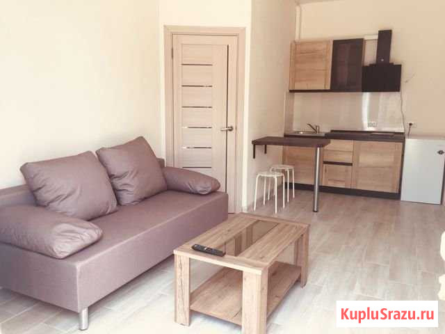 Квартира-студия, 21 м², 1/3 эт. в аренду посуточно в Алуште Алушта - изображение 1