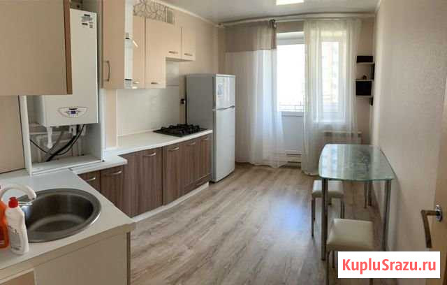 1-комнатная квартира, 44 м², 2/9 эт. в аренду посуточно в Смоленске Смоленск - изображение 1