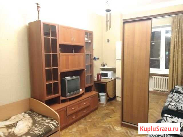 Комната 18 м² в 7-ком. кв., 3/4 эт. в аренду на длительный срок в Санкт-Петербурге Санкт-Петербург - изображение 1
