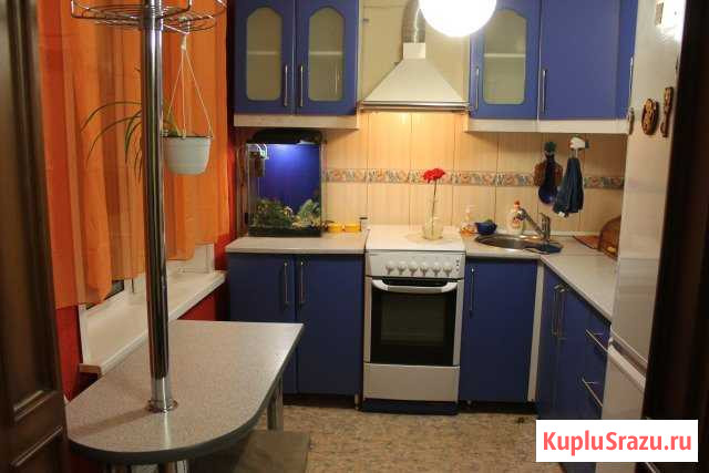 2-комнатная квартира, 44 м², 3/5 эт. в аренду посуточно в Рубцовске Рубцовск - изображение 1
