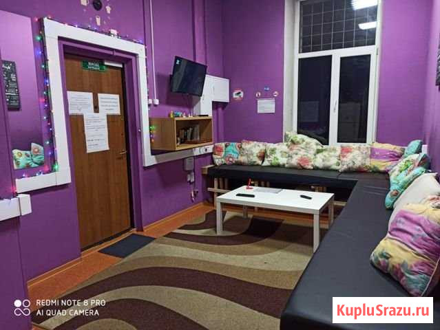 Комната 32 м² в 8-ком. кв., 1/9 эт. в аренду посуточно в Москве Москва - изображение 1