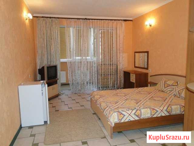 Квартира-студия, 40 м², 2/3 эт. в аренду посуточно в Алуште Алушта - изображение 1
