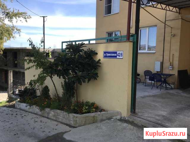 Комната 10 м² в 7-ком. кв., 3/3 эт. в аренду на длительный срок в Сочи Сочи - изображение 1