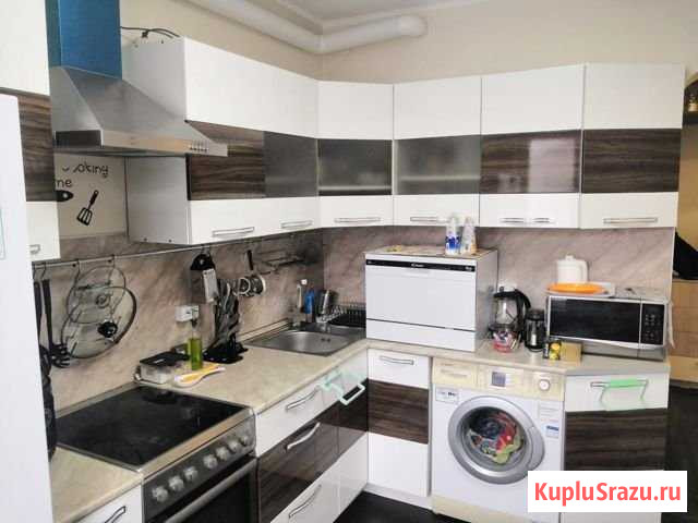 3-комнатная квартира, 62 м², 5/10 эт. в аренду посуточно во Владивостоке Владивосток - изображение 1