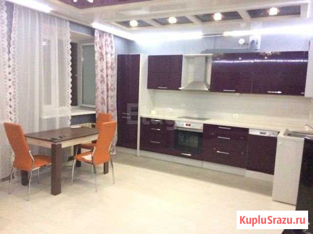 2-комнатная квартира, 80 м², 9/10 эт. в аренду на длительный срок в Тобольске Тобольск - изображение 1