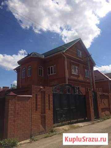 Дом 350 м² на участке 6 сот. на продажу в Новокубанске Новокубанск - изображение 1