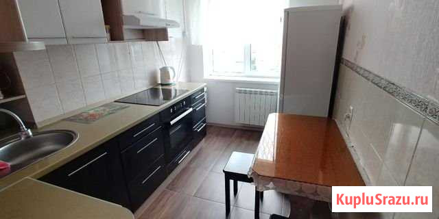 2-комнатная квартира, 48 м², 14/14 эт. в аренду посуточно в Омске Омск - изображение 1
