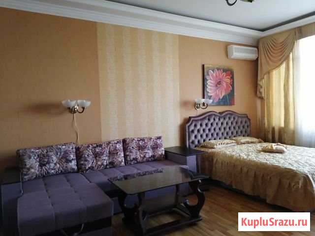 2-комнатная квартира, 80 м², 3/5 эт. в аренду посуточно в Севастополе Севастополь - изображение 1