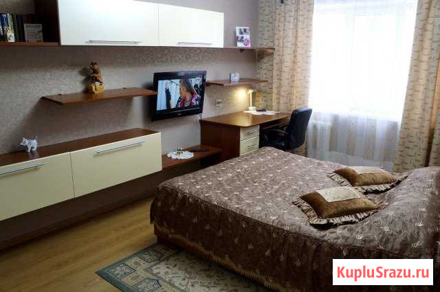 1-комнатная квартира, 40 м², 3/5 эт. в аренду посуточно в Пскове Псков - изображение 1