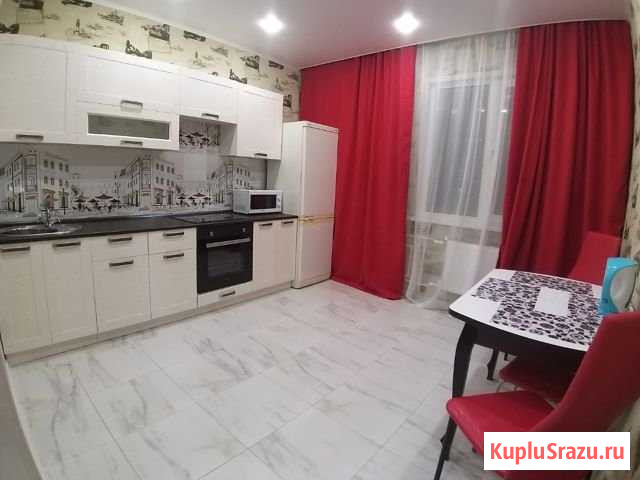 1-комнатная квартира, 35 м², 2/18 эт. в аренду посуточно в Оренбурге Оренбург - изображение 1