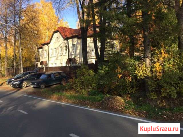 Коттедж 300 м² на участке 10 сот. на продажу в Новоуральске Новоуральск - изображение 1