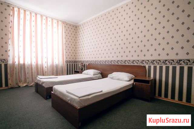 3-комнатная квартира, 80 м², 4/5 эт. в аренду посуточно в Магнитогорске Магнитогорск - изображение 1