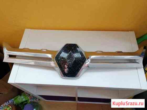 Молдинг решётки Рено Дастер Сосновый Бор