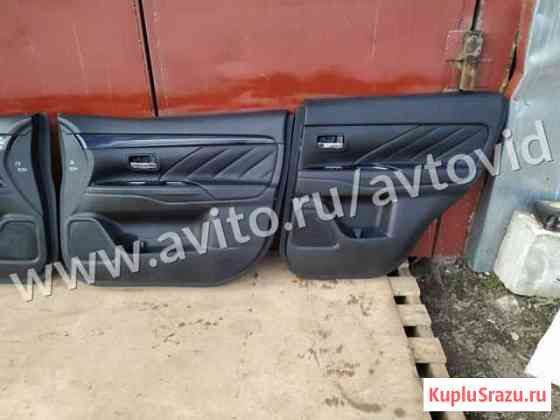 Обшивки дверей Mitsubishi Outlander 3 2012 Уфа