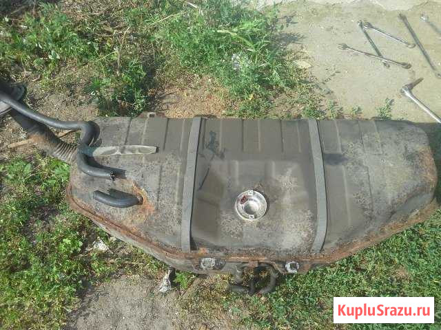 Бензобак Мерседес 210 Калининград - изображение 1