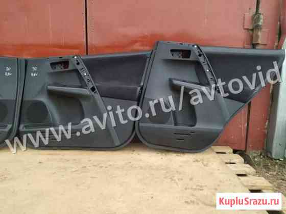 Обшивки дверей Toyota Rav4 2013-2019 Уфа