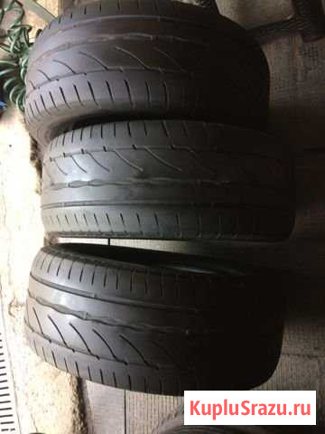 Bridestone 225/55/16/Наличие 3 штуки Туапсе - изображение 1