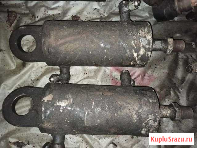 Гидроцилиндры от львовского погрузчика 5 тонн Ирбит - изображение 1