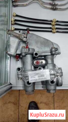 Кран тормозной Т-150к 151.64.026 Сызрань - изображение 1