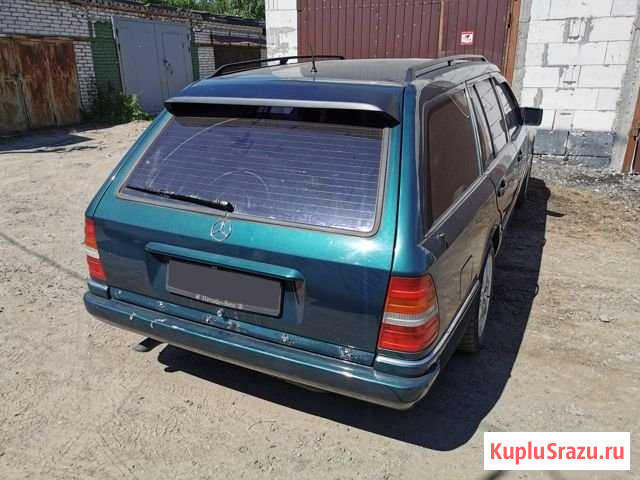 Спойлер багажника на Mercedes W124 универсал Сестрорецк - изображение 1