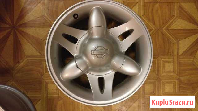 Диски Nissan 7J*15, 6*139.7, ET25 (Бельгия) Наволоки - изображение 1