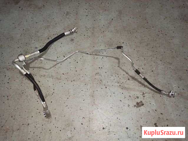 Трубка кондиционера Opel Astra H GTC Z18XER 2010 Москва - изображение 1