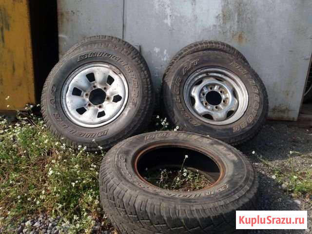 5 шин 215/80R15 и две пары дисков Новокузнецк - изображение 1