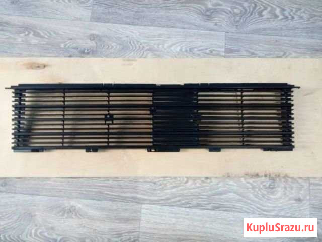 Решётка радиатора Audi 80 b2 Вятские Поляны - изображение 1
