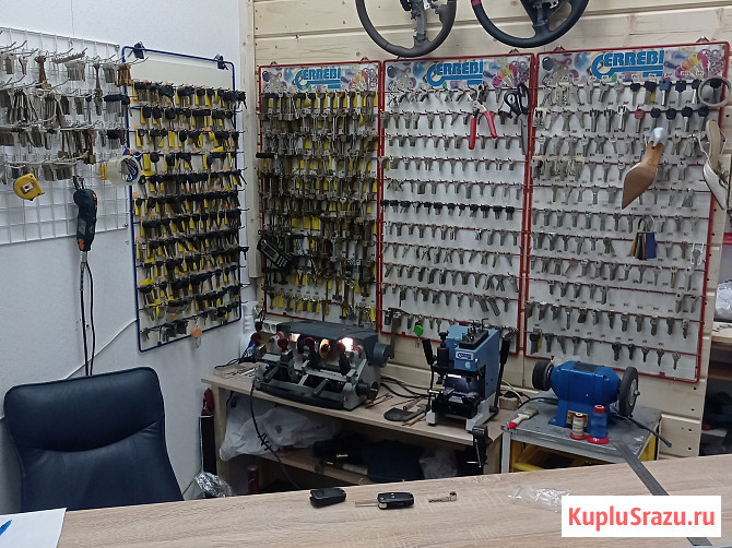 Сдам часть помещения в ТЦ Москва - изображение 2