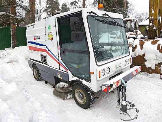 Уборочная машина Dulevo 200, новый, гарантия Санкт-Петербург